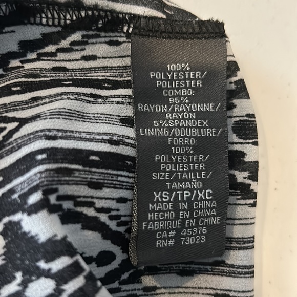 🛍️3/20🛍️ Suzy Shier Sundress - Picture 4 of 6